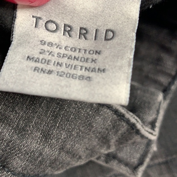 TORRID‎ SHORTS FLAG USA MINI STARS AND STRIPES DENIM JEANS GRAY/BLACK - Picture 6 of 10